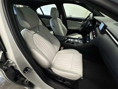 Used 2025 Genesis G70 3.3T Advanced image 22