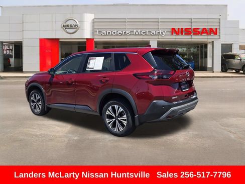 Used 2023 Nissan Rogue SV FWD image 6