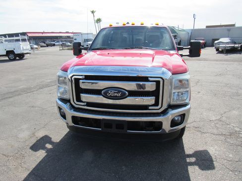 Used 2013 Ford F250 Lariat AWD/4WD image 3