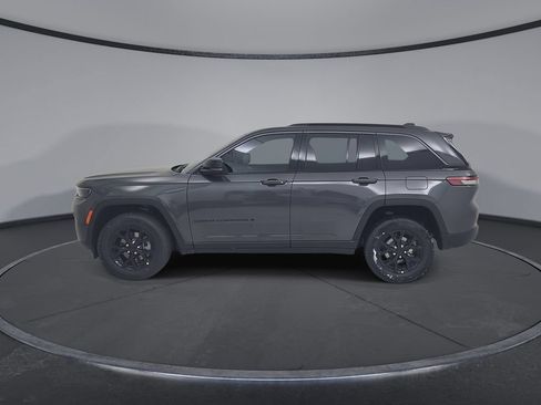 New 2026 Jeep Grand Cherokee Altitude AWD/4WD image 9