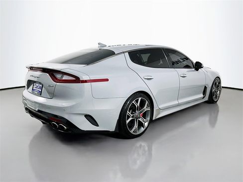 Used 2020 Kia Stinger GT1 image 8
