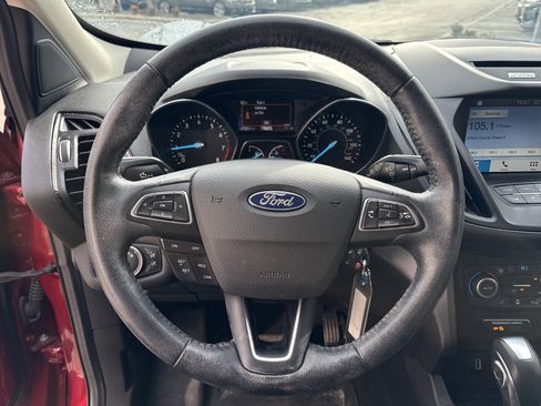 Used 2018 Ford Escape SEL image 18