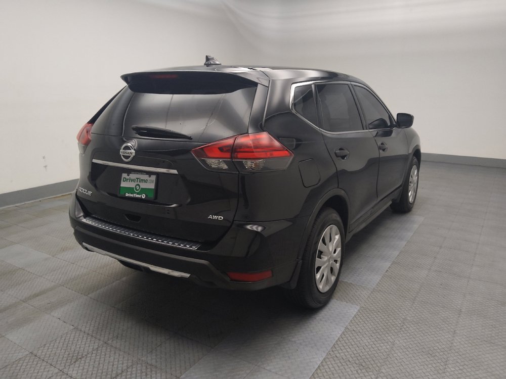 Used 2017 Nissan Rogue S AWD/4WD image 9