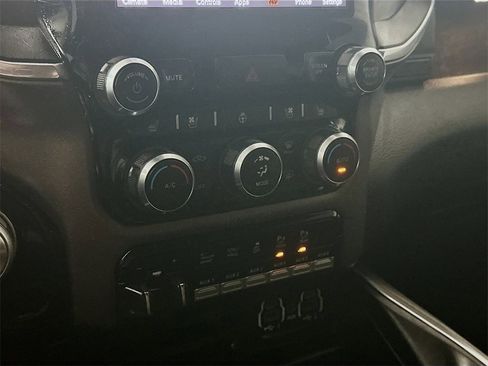 Used 2020 RAM 2500 Laramie image 18