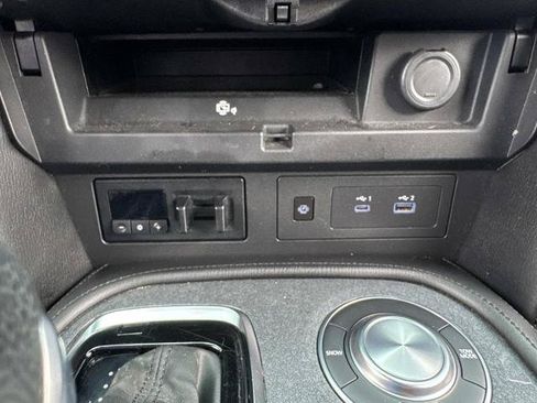 Used 2023 Nissan Armada SL w/ Midnight Edition Package RWD image 25