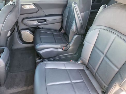 New 2027 Kia Telluride SX Prestige image 11