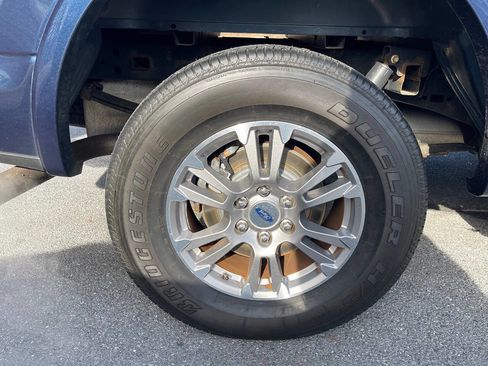 Used 2019 Ford F150 Lariat image 11