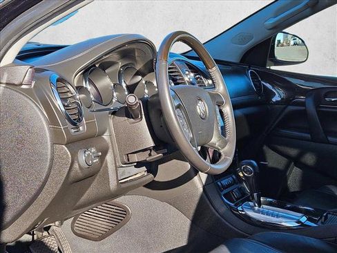 Used 2016 Buick Enclave Leather image 9