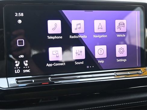 Certified 2024 Volkswagen Atlas Cross Sport SEL R-Line image 16