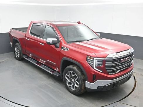 Used 2023 GMC Sierra 1500 SLT w/ SLT Premium Plus Package AWD/4WD image 34