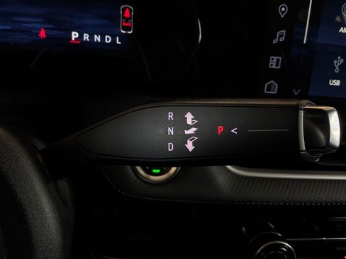 Used 2025 Chevrolet Equinox LT FWD image 36