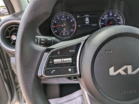 Certified 2024 Kia Forte LXS FWD image 27