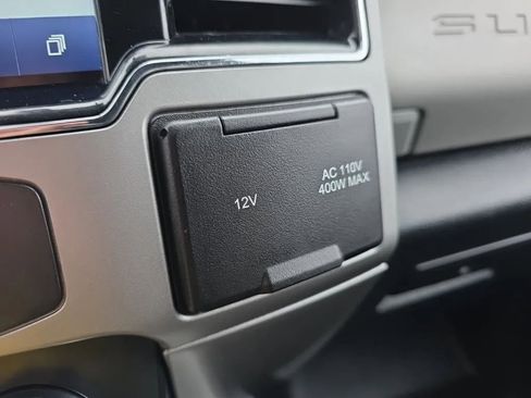 Used 2022 Ford F250 Lariat image 30