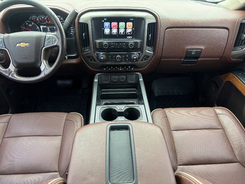 Used 2015 Chevrolet Silverado 3500 High Country w/ Duramax Plus Package image 10
