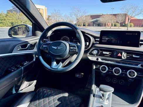 Used 2023 Genesis G70 3.3T w/ Sport Prestige Package image 19