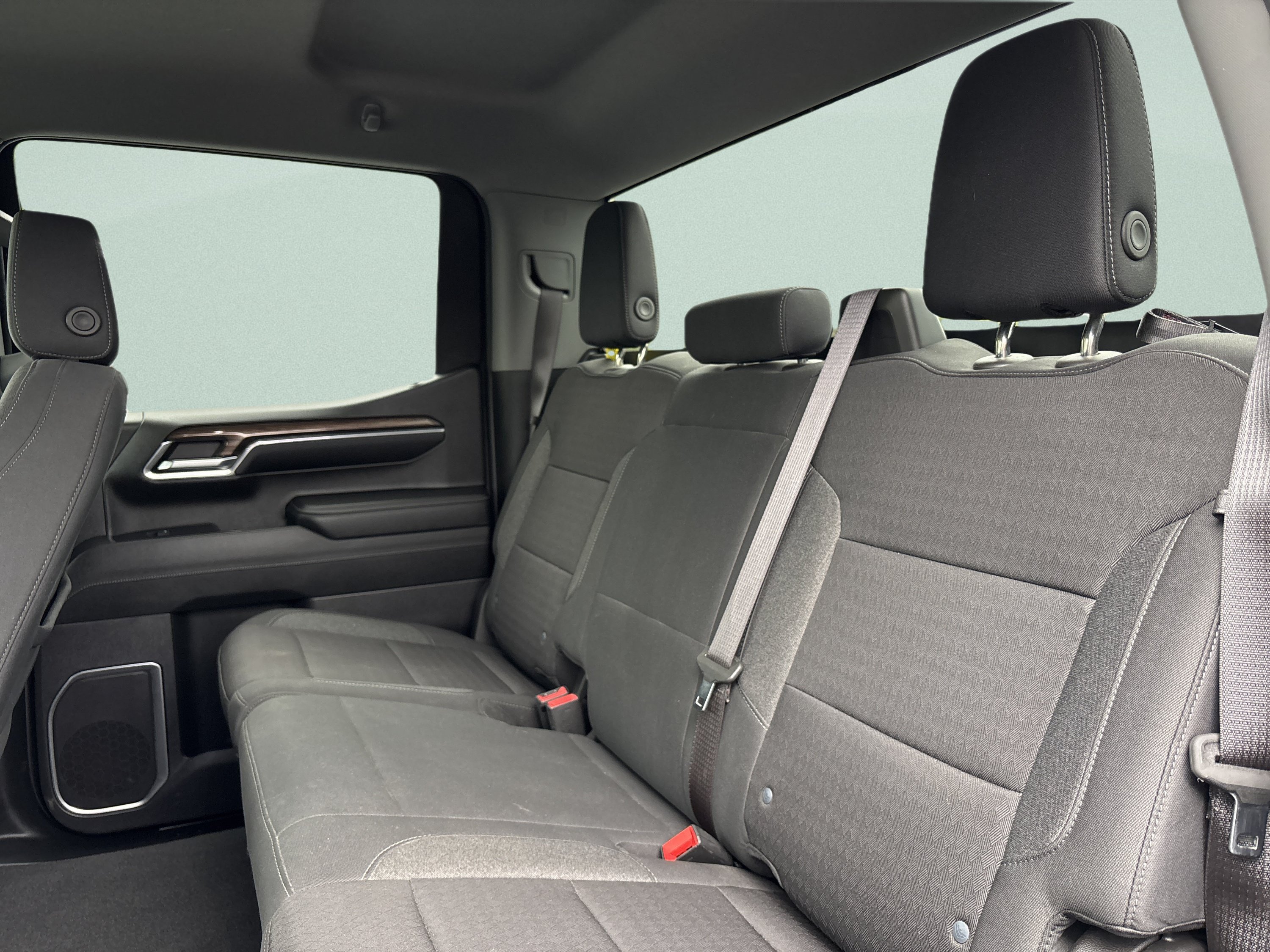 Used 2024 Chevrolet Silverado 1500 LT AWD/4WD image 17