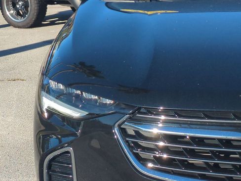 Used 2023 Buick Envision Preferred image 8