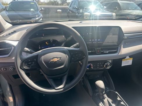 New 2026 Chevrolet TrailBlazer LT w/ Driver Confidence Package FWD image 15