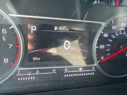 Used 2021 Kia Sorento LX FWD image 10