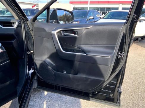 Used 2024 Toyota RAV4 XLE image 22