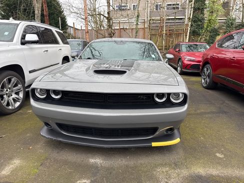 Used 2023 Dodge Challenger R/T w/ Blacktop Package image 2