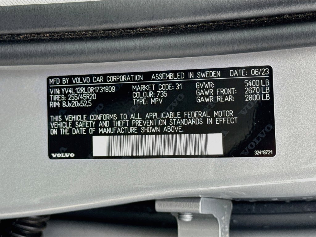 Used 2024 Volvo XC60 B5 Plus w/ Protection Package Premier AWD/4WD image 36