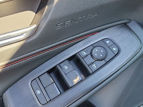New 2026 Nissan Sentra SR w/ Floor Mat Package image 19