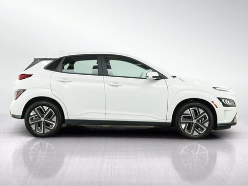 Certified 2023 Hyundai Kona Limited w/ Cargo Package FWD image 6