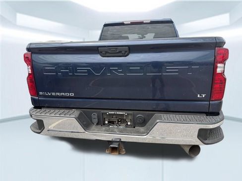 Used 2021 Chevrolet Silverado 2500 LT w/ Convenience Package AWD/4WD image 8