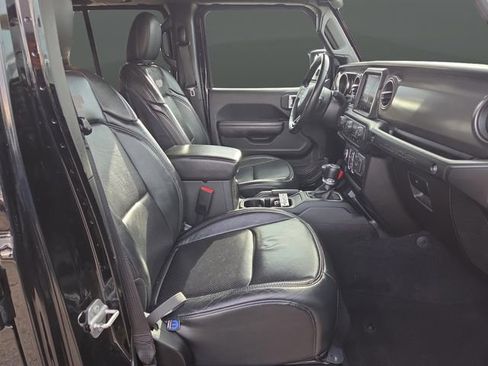 Used 2022 Jeep Wrangler Unlimited Sport image 33