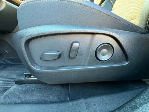 New 2026 Chevrolet Equinox ACTIV w/ Convenience Package III FWD image 15