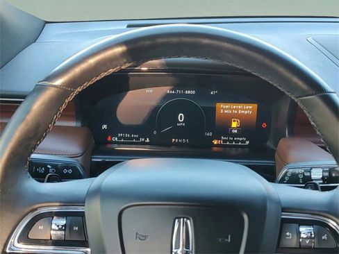 Used 2021 Lincoln Nautilus Reserve image 22