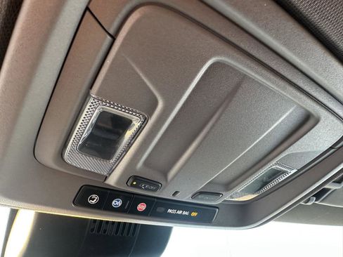 Used 2023 Chevrolet Silverado 1500 LT image 38