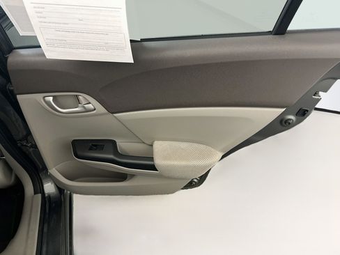 Used 2012 Honda Civic LX image 29