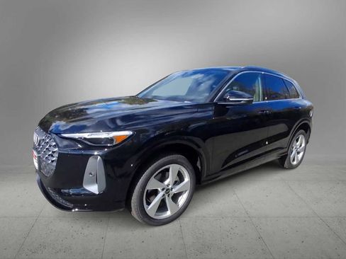 New 2025 Audi Q5 Premium Plus image 4