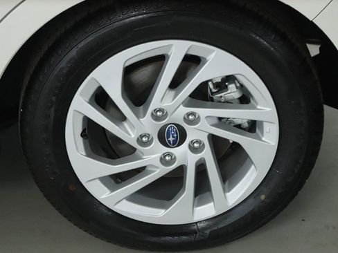 Certified 2025 Subaru Impreza 2.0i image 37