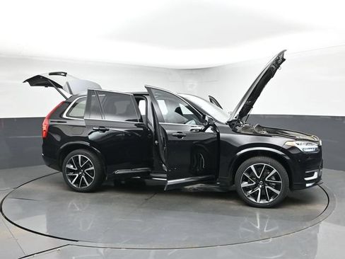 Used 2024 Volvo XC90 B6 Ultimate w/ Lounge Package AWD/4WD image 50