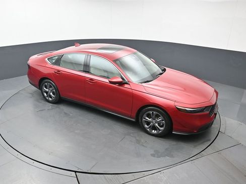 Certified 2023 Honda Accord EX image 43