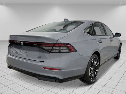 New 2025 Honda Accord Touring image 7