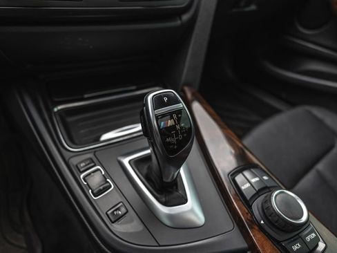 Used 2014 BMW 428i xDrive Coupe w/ Driver Assistance Package image 17