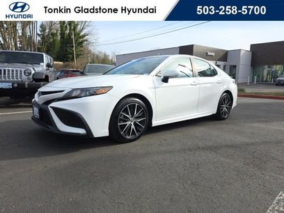 Used 2021 Toyota Camry SE w/ Cold Weather Package