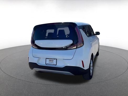 Used 2025 Kia Soul LX w/ LX Technology Package image 14