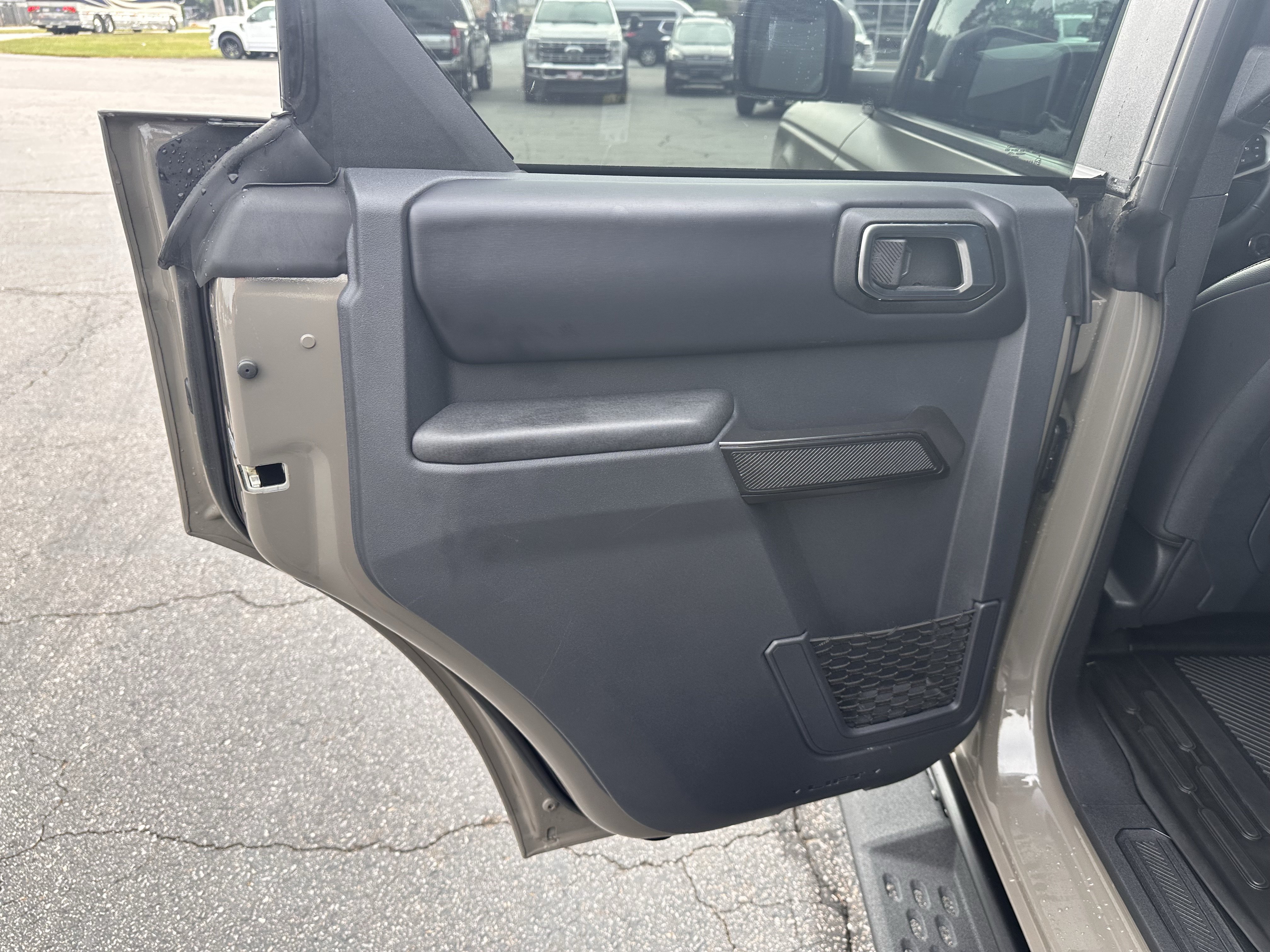Used 2025 Ford Bronco Badlands w/ Matte Film Protection Package AWD/4WD image 11
