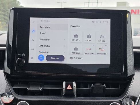 Used 2023 Toyota Corolla LE image 21