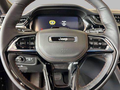 New 2026 Jeep Grand Cherokee Summit AWD/4WD image 14