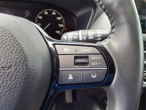 Used 2024 Honda HR-V EX-L image 26