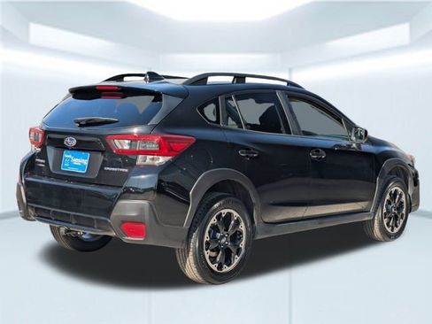 Used 2023 Subaru Crosstrek 2.0i Premium image 6