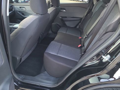 Certified 2023 Nissan Rogue SV FWD image 9
