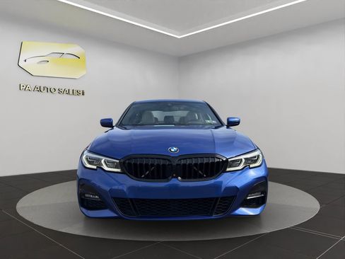 Used 2020 BMW 330i xDrive Sedan w/ Executive Package image 2