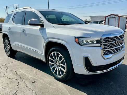 Used 2023 GMC Acadia Denali w/ Denali Technology Package image 6